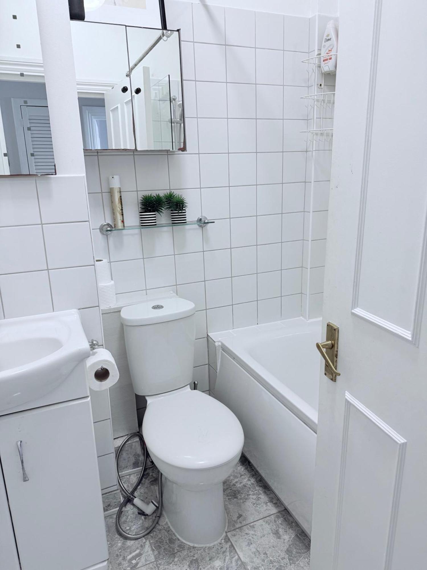 Bright And Modern Flat Near Portobello Road And The Canal لندن المظهر الخارجي الصورة